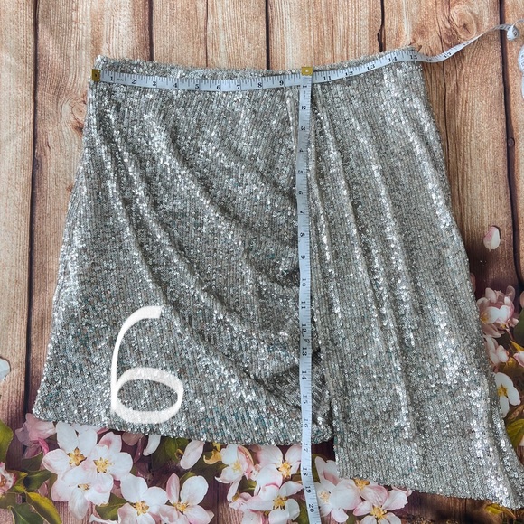 NWT Gianni Bini James Sequined Side Drape Skirt - Picture 12 of 14